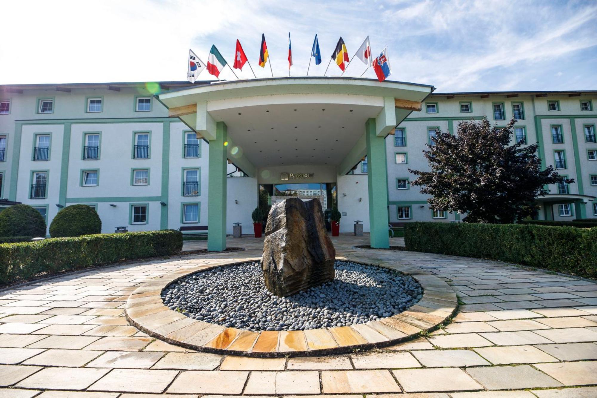Parkhotel Plzen Congress Center Eksteriør billede