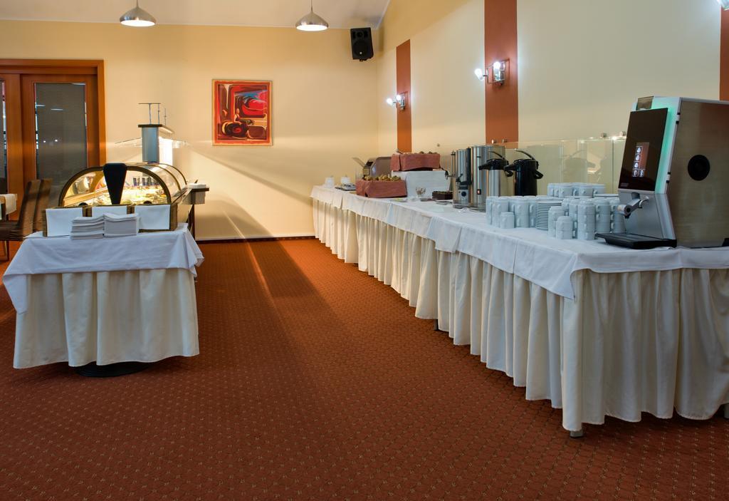 Parkhotel Plzen Congress Center Eksteriør billede