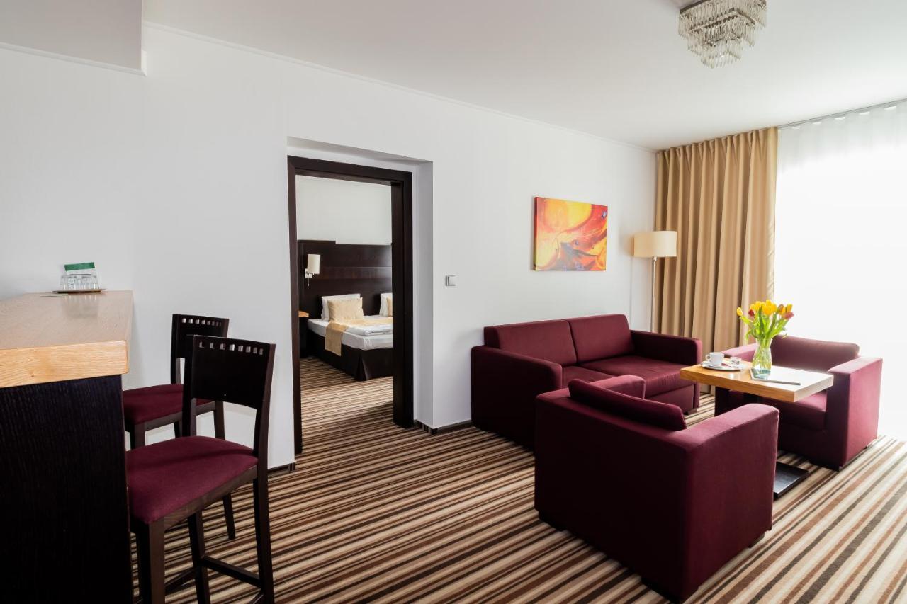 Parkhotel Plzen Congress Center Eksteriør billede